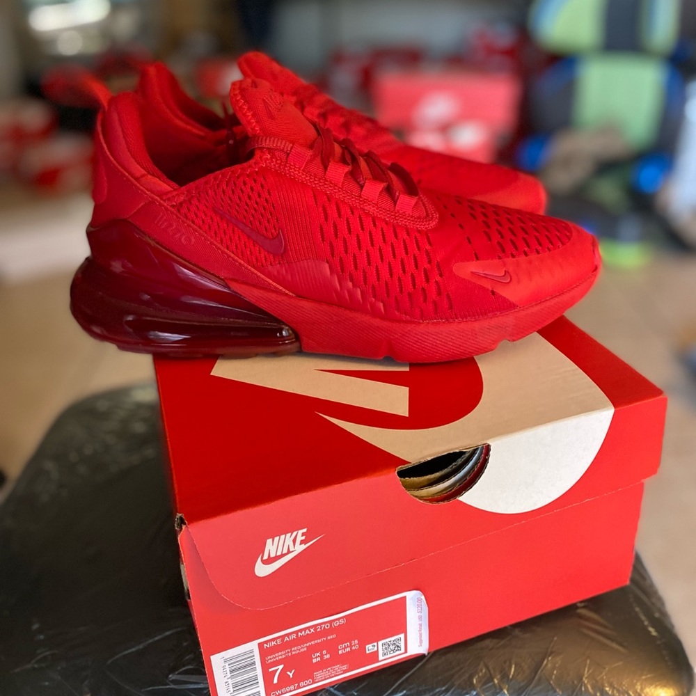 Nike Air Max 270 University Red CW6987-600
